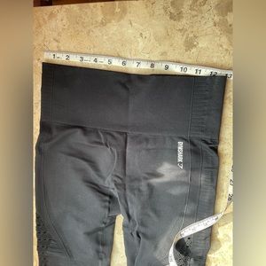 Black gymshark leggings